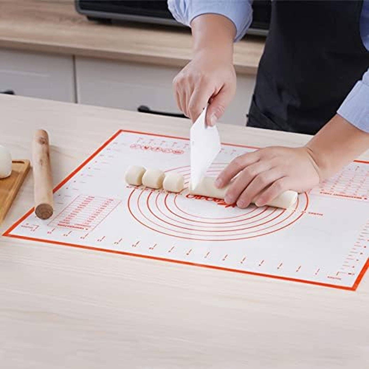 Non-Stick Silicone Baking Mat – XL (19.7" × 27.6")